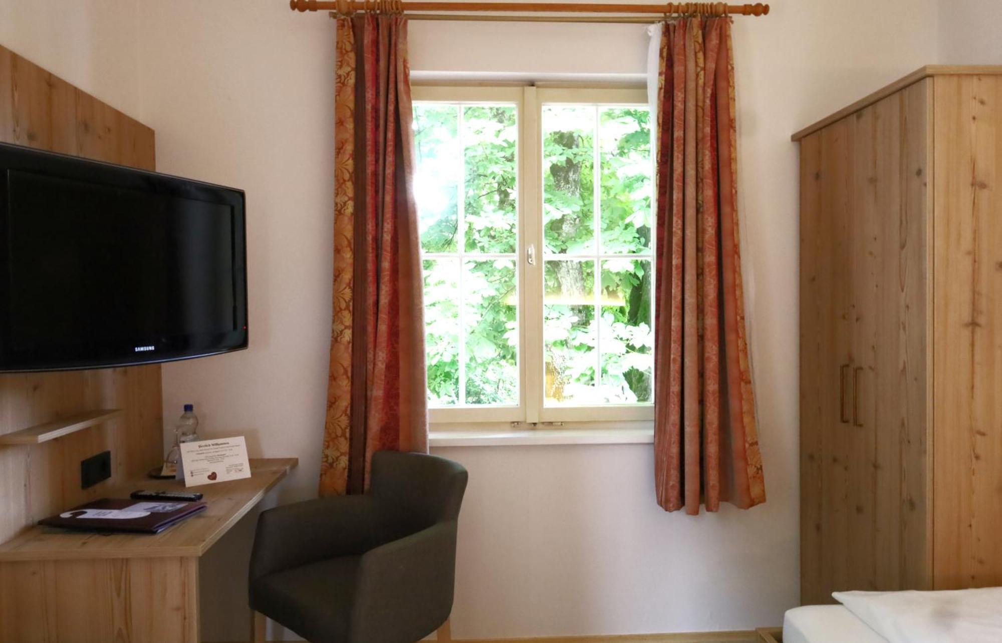 Hotel Gasthof Zur Post Wolfegg Luaran gambar