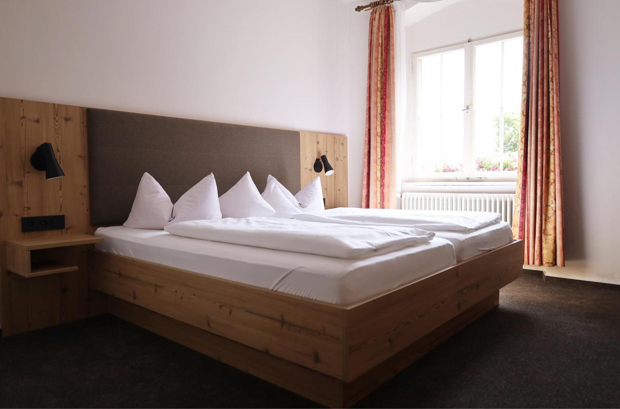 Hotel Gasthof Zur Post Wolfegg Luaran gambar