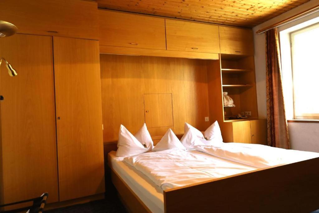 Hotel Gasthof Zur Post Wolfegg Luaran gambar